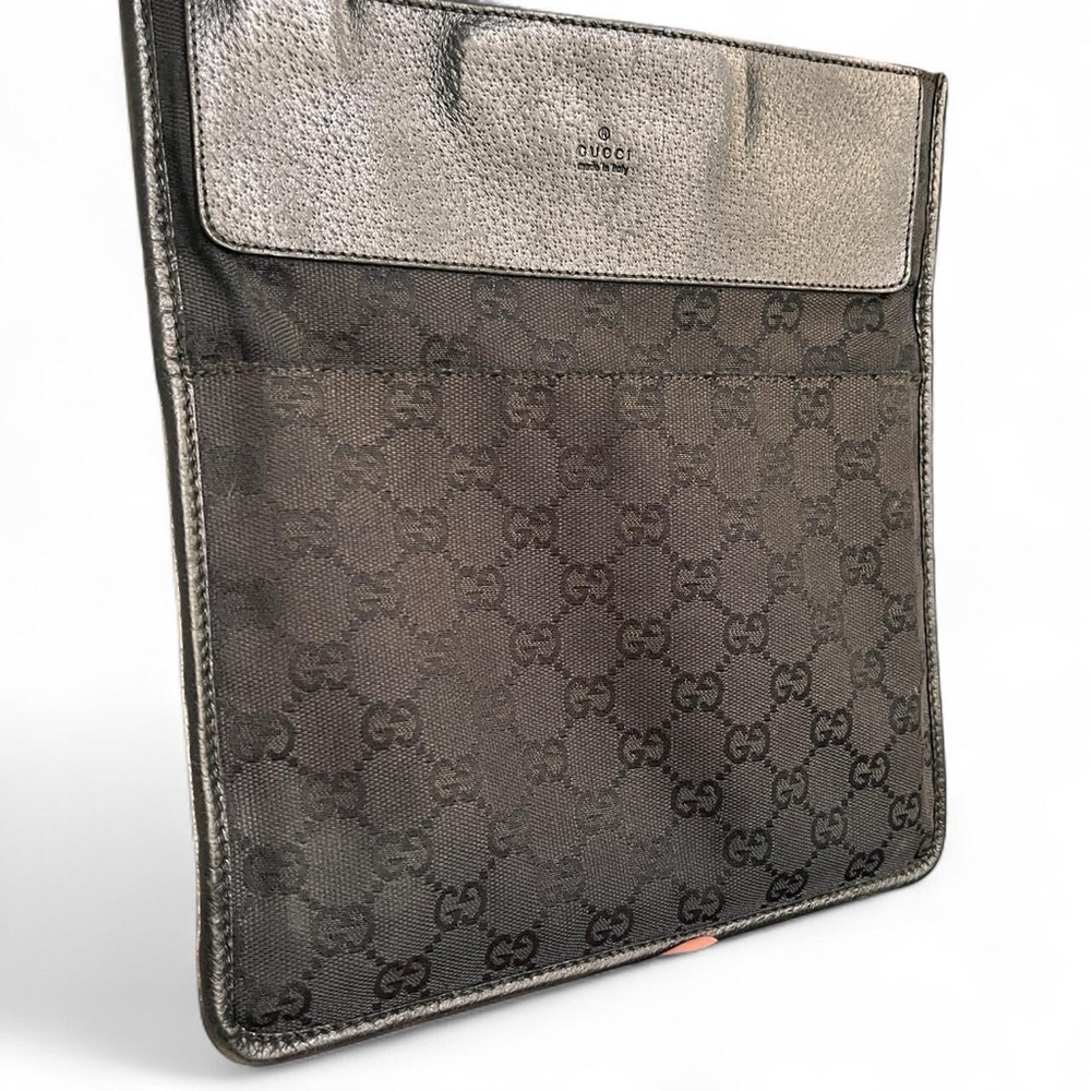 GUCCI Vintage AUTHENTIC Slim Canvas Leather Crossbody Monogram Unisex Bag